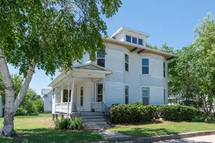 825 Frederick St, Oshkosh, WI 54901 - Photo 1