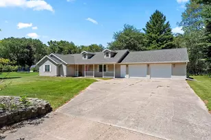 429 Jackson St, Oconto, WI 54153 - Photo 3