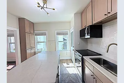 320 E Parkway Avenue, Oshkosh, WI 54901 - Photo 9