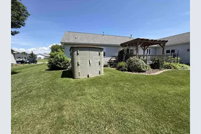 420 Longwood Lane, Wrightstown, WI 54180 - Photo 5