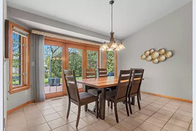 220 E Falcon Hill Way, Green Bay, WI 54302 - Photo 11