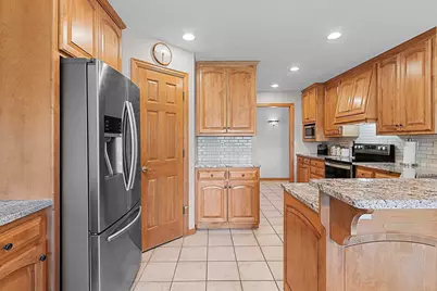 220 E Falcon Hill Way, Green Bay, WI 54302 - Photo 15
