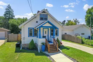 1706 Smith St, Green Bay, WI 54302 - Photo 1