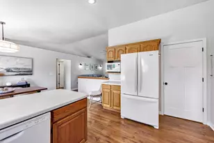 3766 Sandpiper Way, Green Bay, WI 54311 - Photo 11