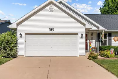 1232 Wheatfield Way, Oshkosh, WI 54904 - Photo 43