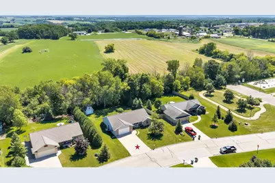 816 Woodrow Street, Denmark, WI 54208 - Photo 33