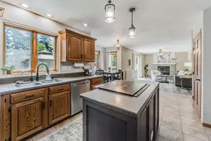 51 Overland Trail, Oshkosh, WI 54904 - Photo 11