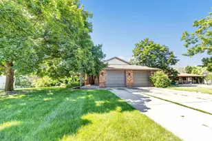 1231 Gerhardt Ln, Green Bay, WI 54313 - Photo 1