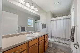 1028 Durham Ln, Menasha, WI 54952 - Photo 17