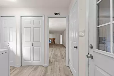 W6425 Lakeview Court, Menasha, WI 54952 - Photo 27