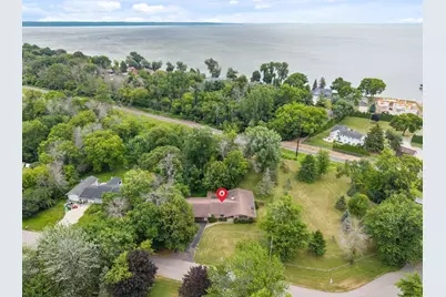 W6425 Lakeview Court, Menasha, WI 54952 - Photo 57