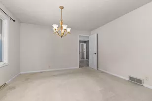 W6425 Lakeview Ct, Menasha, WI 54952 - Photo 33