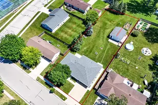 921 Outward Ave, De Pere, WI 54115 - Photo 3