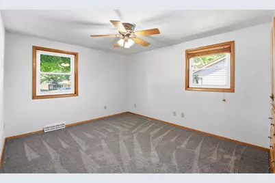 921 Outward Avenue, De Pere, WI 54115 - Photo 21