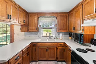 5091 Caledonia Dr, New Franken, WI 54229 - Photo 11