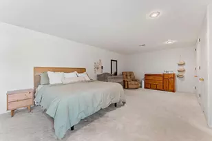 1004 W Crescent Dr, Manitowoc, WI 54220 - Photo 37