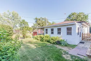 1718 S Pearl St, New London, WI 54961 - Photo 37