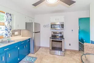 1718 S Pearl St, New London, WI 54961 - Photo 9