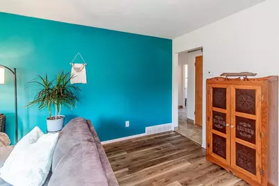 1718 S Pearl Street, New London, WI 54961 - Photo 5