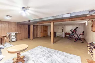 1718 S Pearl St, New London, WI 54961 - Photo 25
