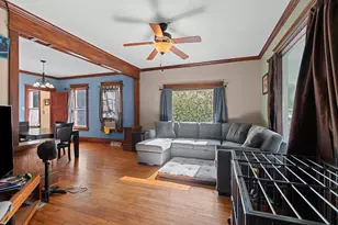 306 W 6th St, Kaukauna, WI 54130 - Photo 9