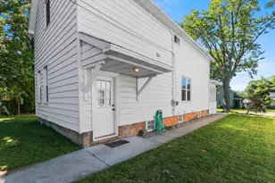 306 W 6th St, Kaukauna, WI 54130 - Photo 5