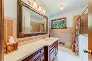 W270S3575 Oak Knoll Dr, Waukesha, WI 53189 - Photo 35