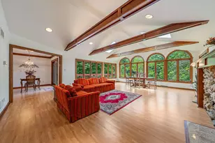 W270S3575 Oak Knoll Dr, Waukesha, WI 53189 - Photo 5