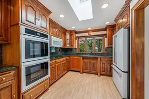 W270S3575 Oak Knoll Dr, Waukesha, WI 53189 - Photo 17