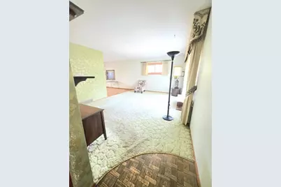 8830 W Greenwood Terrace, Milwaukee, WI 53224 - Photo 5