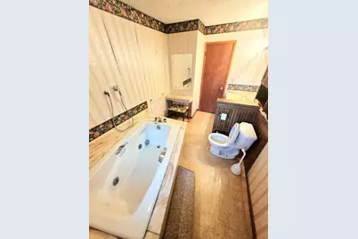 8830 W Greenwood Terrace, Milwaukee, WI 53224 - Photo 9