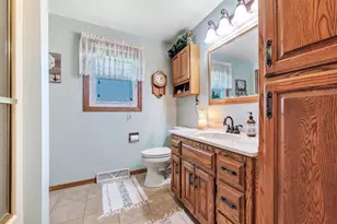 3659 VanLaanen Rd, Green Bay, WI 54311 - Photo 25