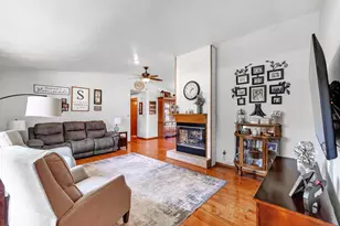 3659 VanLaanen Rd, Green Bay, WI 54311 - Photo 7