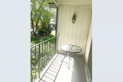121 W North Street #27, Waukesha, WI 53188 - Photo 7