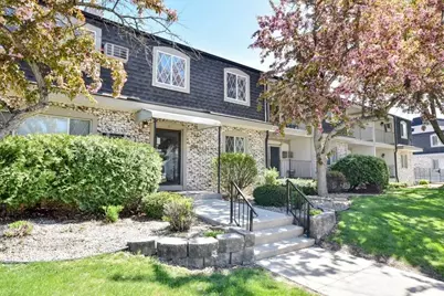 121 W North Street #27, Waukesha, WI 53188 - Photo 1