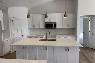 2951 Winnipeg St, Menasha, WI 54952 - Photo 5