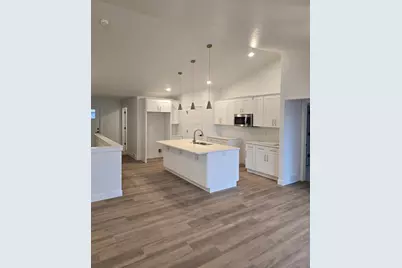 2951 Winnipeg Street, Menasha, WI 54952 - Photo 3