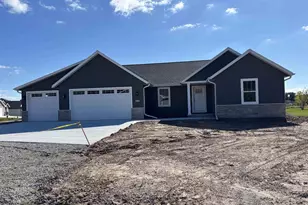 2951 Winnipeg St, Menasha, WI 54952 - Photo 1