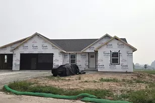 2951 Winnipeg St, Menasha, WI 54952 - Photo 1