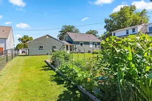 1956 Deckner Ave, Green Bay, WI 54302 - Photo 43