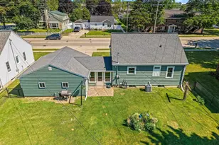 1956 Deckner Ave, Green Bay, WI 54302 - Photo 51