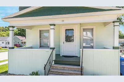 23 E Melvin Avenue, Oshkosh, WI 54901 - Photo 3
