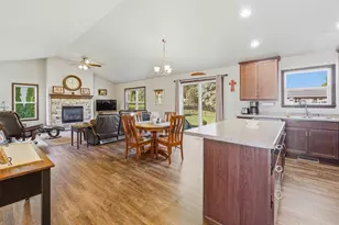502 Leona Way, Oakfield, WI 53065 - Photo 3