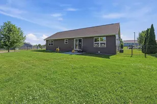 502 Leona Way, Oakfield, WI 53065 - Photo 37
