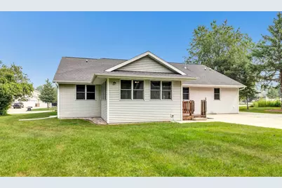 3533 Leeds Castle Drive, Green Bay, WI 54313 - Photo 33