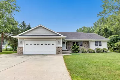 3533 Leeds Castle Drive, Green Bay, WI 54313 - Photo 1
