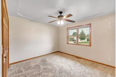 3533 Leeds Castle Drive, Green Bay, WI 54313 - Photo 17