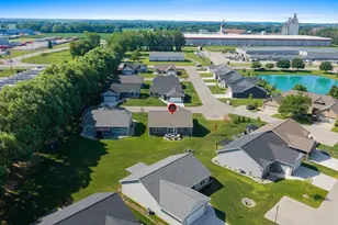130 Golf Course Dr, Wrightstown, WI 54180 - Photo 47