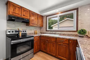 224 S Telulah Ave, Appleton, WI 54915 - Photo 11