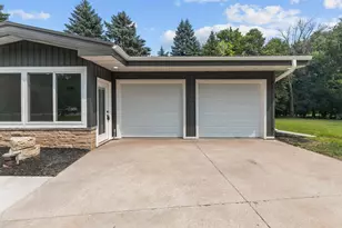 1900 Leonard Point Rd, Oshkosh, WI 54904 - Photo 3